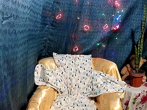 Snapshot of yumi-meya chatting on November 3, 2025, 12:38 am yumi-meya online show from November 3, 2025, 12:38 am