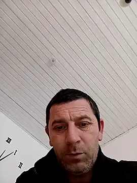 Aleioji10 online show from February 3, 2026, 11:04 am