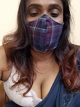 Queen-dhivya online show from November 28, 2025, 11:43 am