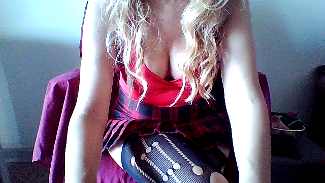 salentinasexy online show from December 2, 2025, 10:50 am