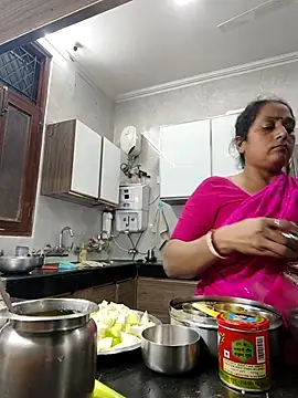 Hot-Sana2 online show from November 3, 2025, 1:47 pm