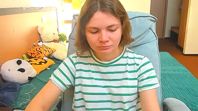 Stella-Maers online show from November 25, 2025, 8:47 am