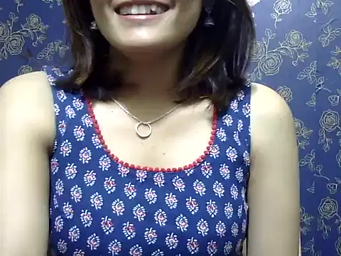 Snapshot of maira_33 chatting on February 11, 2026, 4:51 pm maira 33 online show from February 11, 2026, 4:51 pm