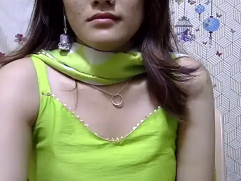 Snapshot of maira_33 chatting on February 1, 2026, 3:10 pm maira 33 online show from February 1, 2026, 3:10 pm