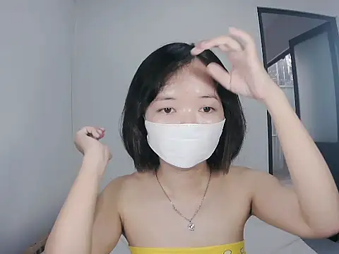 Snapshot of 10tb chatting on November 13, 2025, 8:51 am 10tb online show from November 13, 2025, 8:51 am