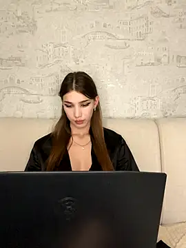 Snapshot of StarrySkylar chatting on November 12, 2025, 1:48 pm StarrySkylar online show from November 12, 2025, 1:48 pm