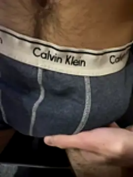 ddd71333 online show from December 5, 2025, 3:32 pm