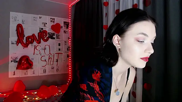 dolll maiya online show from February 15, 2026, 7:46 pm