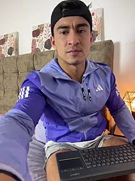 Chris Clarck online show from January 6, 2026, 7:51 pm