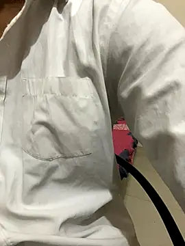 Snapshot of helicoptershow chatting on October 31, 2025, 7:54 pm helicoptershow online show from October 31, 2025, 7:54 pm