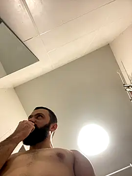 ivanmasliuk online show from November 6, 2025, 10:03 pm