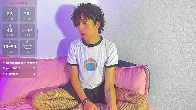 Snapshot of saint_dark chatting on November 23, 2025, 6:07 pm saint dark online show from November 23, 2025, 6:07 pm