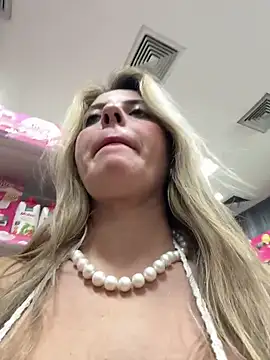 jordynjace online show from February 11, 2026, 4:51 pm