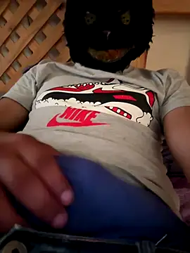 Snapshot of Elpichulotote20 chatting on November 16, 2025, 7:51 pm Elpichulotote20 online show from November 16, 2025, 7:51 pm