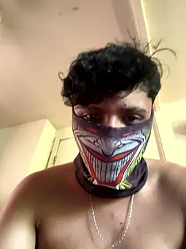 Snapshot of Elpichulotote20 chatting on January 14, 2026, 7:17 pm Elpichulotote20 online show from January 14, 2026, 7:17 pm