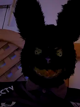 Snapshot of Elpichulotote20 chatting on November 3, 2025, 10:24 pm Elpichulotote20 online show from November 3, 2025, 10:24 pm