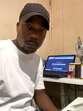 Ndodemnyamaxh online show from November 3, 2025, 5:45 am