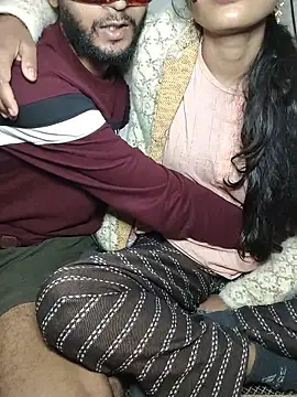 baby Cpl21 online show from January 7, 2026, 10:04 pm