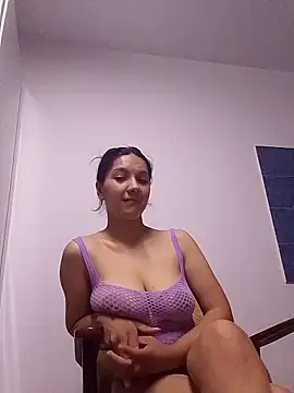 Snapshot of Lusandra1837lusi chatting on April 14, 2026, 5:51 pm Lusandra1837lusi online show from April 14, 2026, 5:51 pm