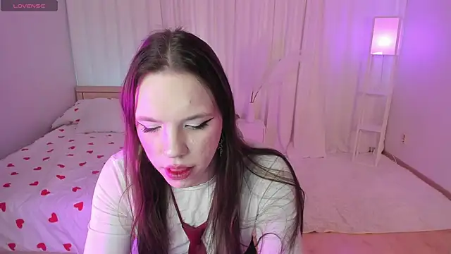 MadisonMongomeri online show from November 17, 2025, 3:10 am