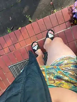 Snapshot of sclennart chatting on November 3, 2025, 8:07 am sclennart online show from November 3, 2025, 8:07 am