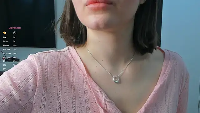 Xo Laura online show from April 3, 2026, 4:57 pm