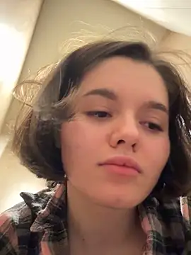 Xo Laura online show from February 4, 2026, 12:00 pm