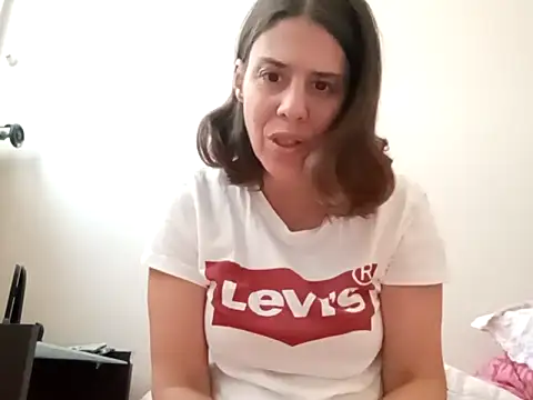 hotnathy69 online show from December 5, 2025, 8:13 am