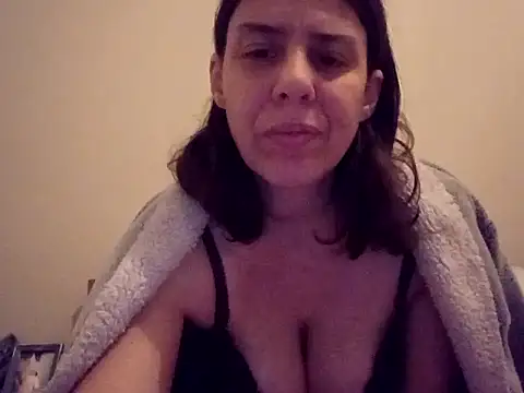 hotnathy69 online show from January 12, 2026, 8:10 am