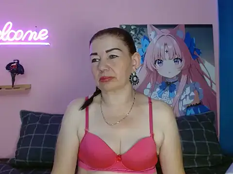 Snapshot of ESTEFANIA_344 chatting on November 7, 2025, 8:13 pm ESTEFANIA 344 online show from November 7, 2025, 8:13 pm