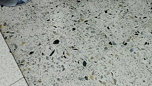 Snapshot of kendra_london chatting on April 10, 2026, 12:12 pm kendra london online show from April 10, 2026, 12:12 pm