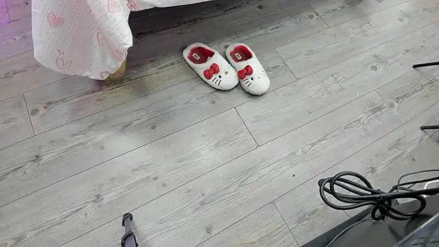 Snapshot of kendra_london chatting on March 21, 2026, 11:14 am kendra london online show from March 21, 2026, 11:14 am