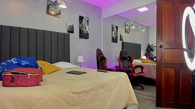 Snapshot of kendra_london chatting on March 18, 2026, 11:24 am kendra london online show from March 18, 2026, 11:24 am