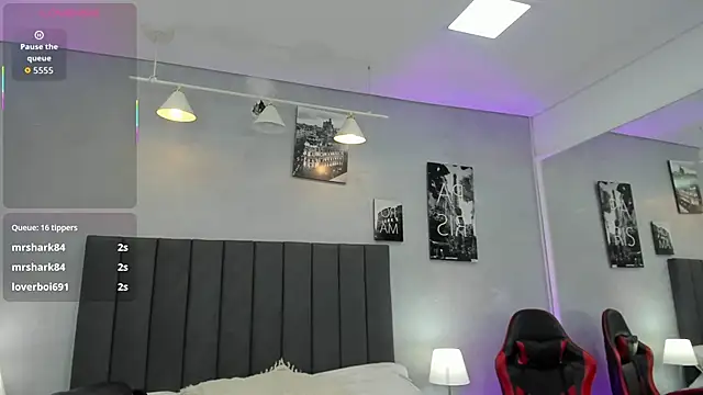 Snapshot of kendra_london chatting on April 7, 2026, 11:12 am kendra london online show from April 7, 2026, 11:12 am