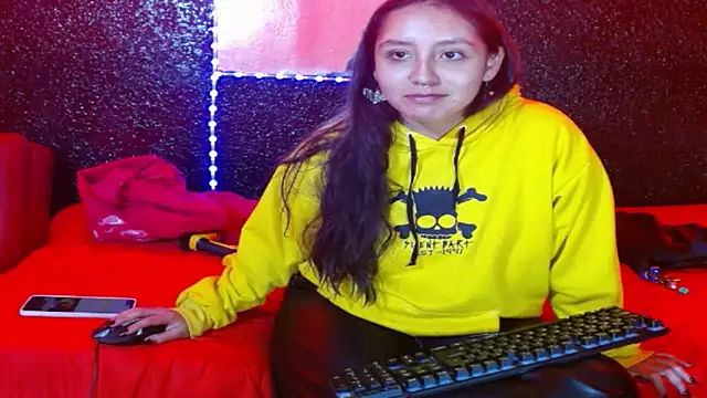 naughtygoddesss  online show from January 8, 2026, 3:34 am