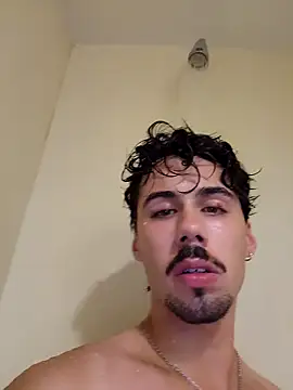 Leo  ribeiro online show from March 13, 2026, 10:15 pm