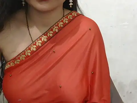 Sneha lovely01 online show from December 2, 2025, 6:20 pm