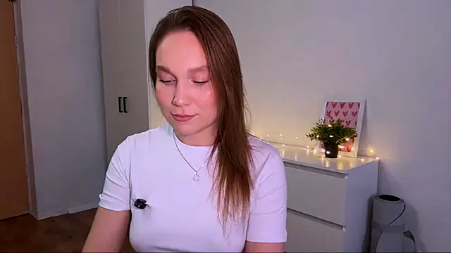 Snapshot of Kalli_ly chatting on February 26, 2026, 2:28 pm Kalli ly online show from February 26, 2026, 2:28 pm