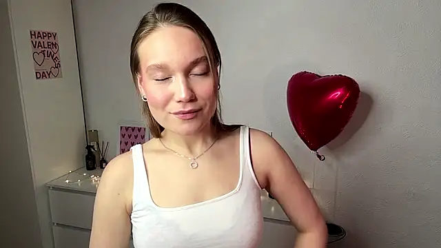 Snapshot of Kalli_ly chatting on February 9, 2026, 2:37 pm Kalli ly online show from February 9, 2026, 2:37 pm