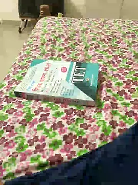 suraj696 online show from November 8, 2025, 5:49 pm