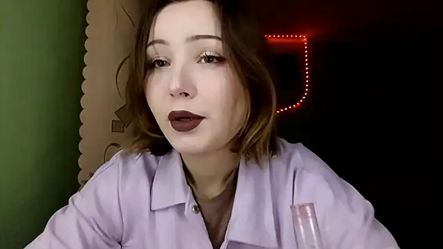 RachelleHeth online show from November 14, 2025, 3:26 pm