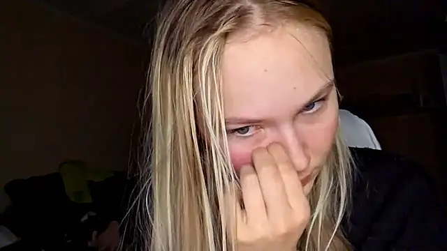 KarinRobertson online show from January 17, 2026, 5:05 pm