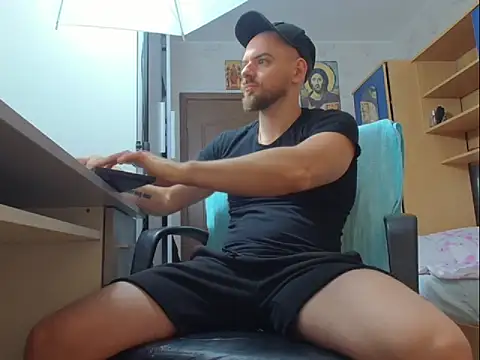 Snapshot of Ryanstone_ chatting on November 3, 2025, 3:12 am Ryanstone  online show from November 3, 2025, 3:12 am