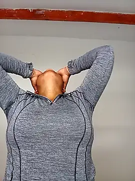 Lulubabee online show from November 19, 2025, 7:30 am