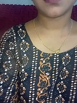 Neha533 online show from May 24, 2026, 5:57 pm