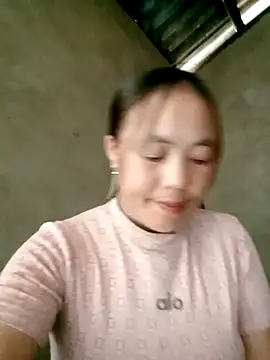 Snapshot of Sara_pusyy chatting on April 21, 2026, 5:14 am Sara pusyy online show from April 21, 2026, 5:14 am