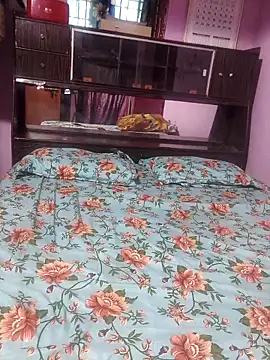 hyd couple7878 online show from February 5, 2026, 4:30 am