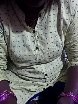 hyd couple7878 online show from February 1, 2026, 1:15 am