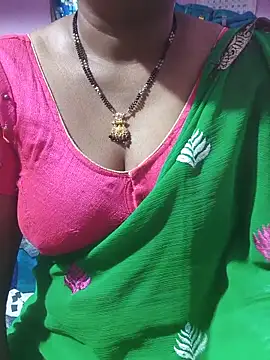 Snapshot of hyd_couple7878 chatting on June 11, 2026, 6:21 am hyd couple7878 online show from June 11, 2026, 6:21 am