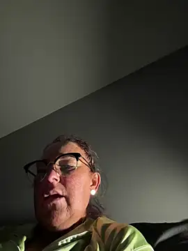 Angel-LinaX online show from January 7, 2026, 12:37 am